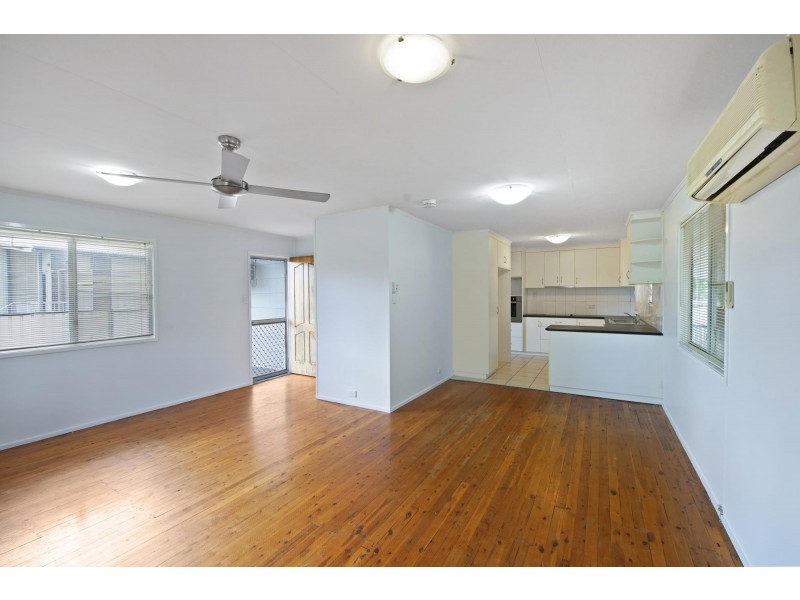 13 Perry Street, Dysart QLD 4745