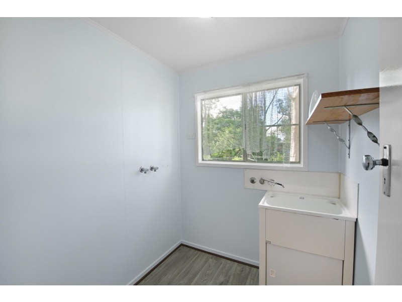 13 Perry Street, Dysart QLD 4745