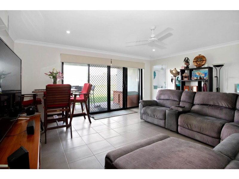 11 Eales Road, Rural View QLD 4740