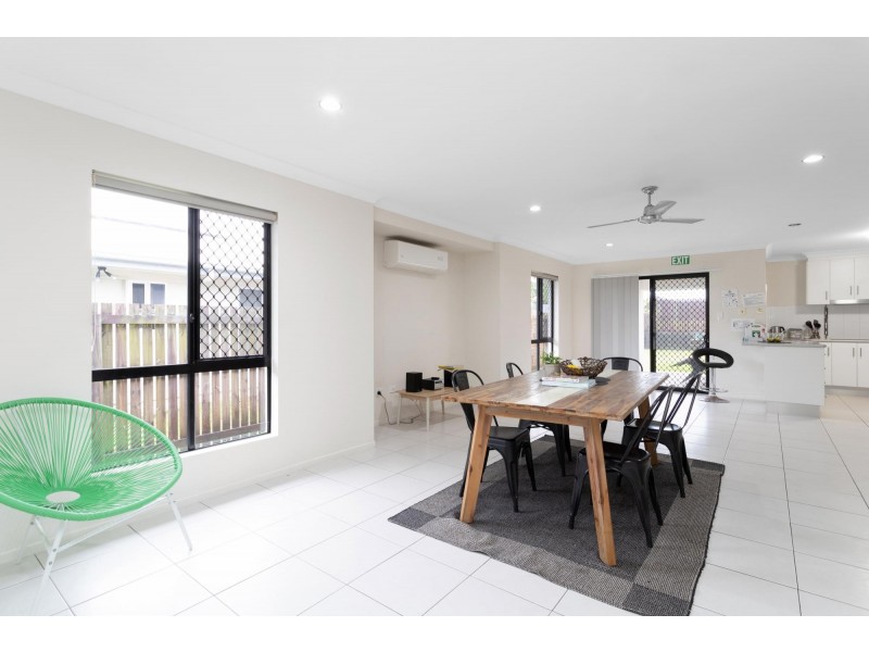 25 Montgomery Street, Rural View QLD 4740