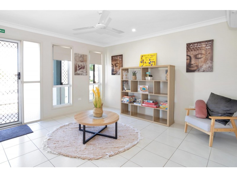 27 Montgomery Street, Rural View QLD 4740