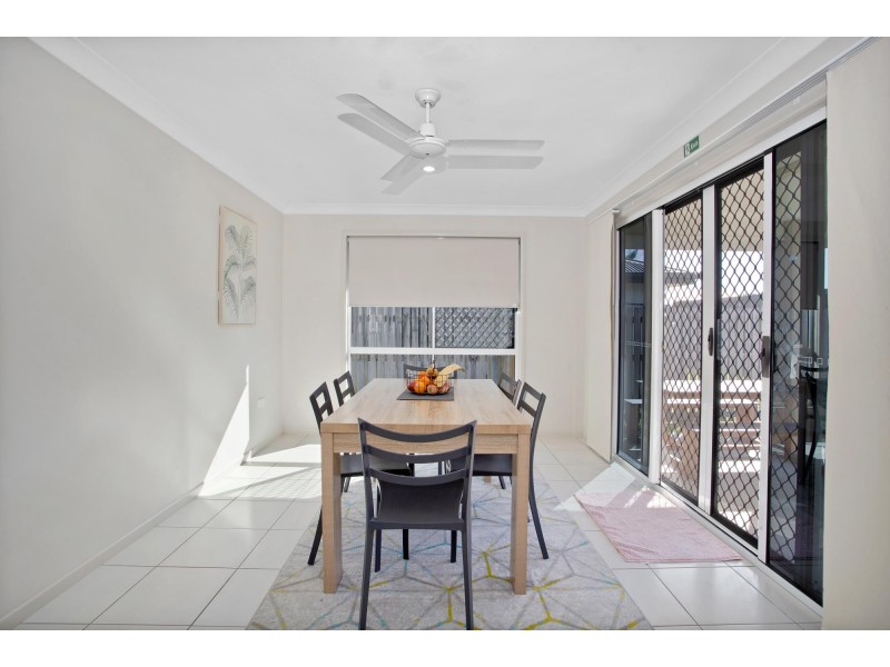 27 Montgomery Street, Rural View QLD 4740