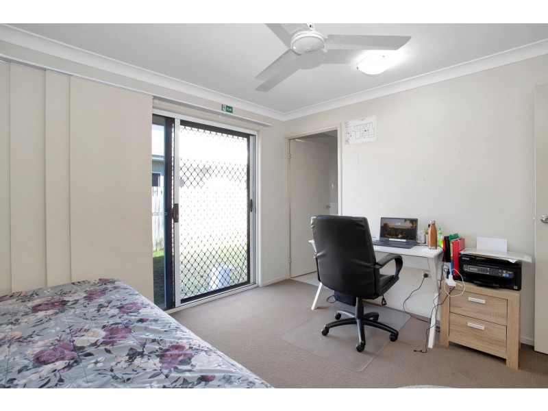 27 Montgomery Street, Rural View QLD 4740