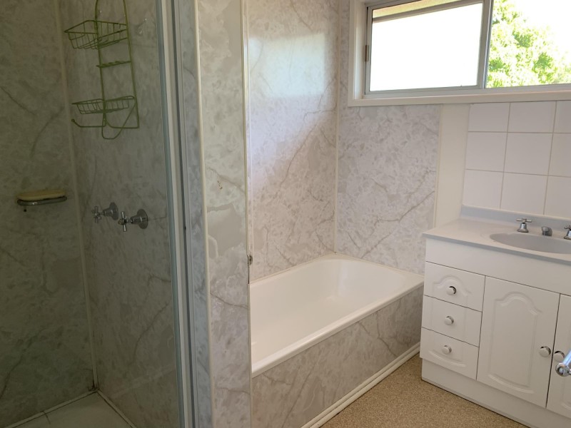 4 Grout Street, Moranbah QLD 4744