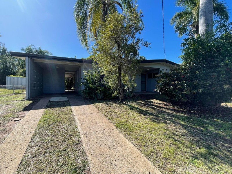 52 Archer Drive, Moranbah QLD 4744