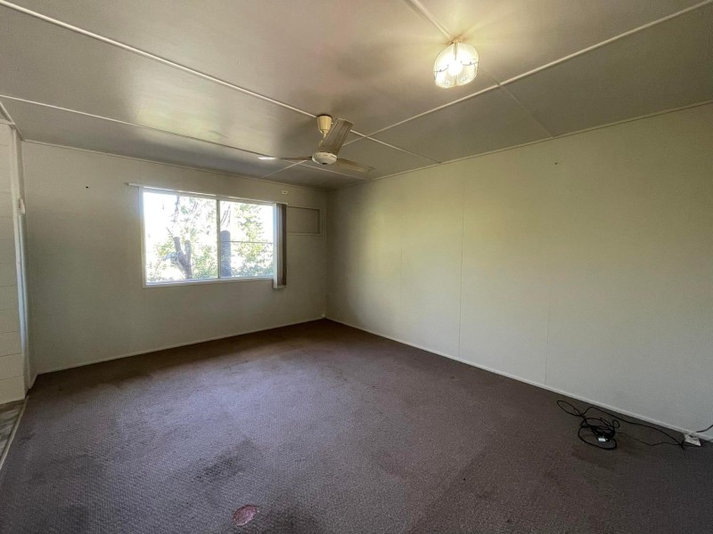 52 Archer Drive, Moranbah QLD 4744