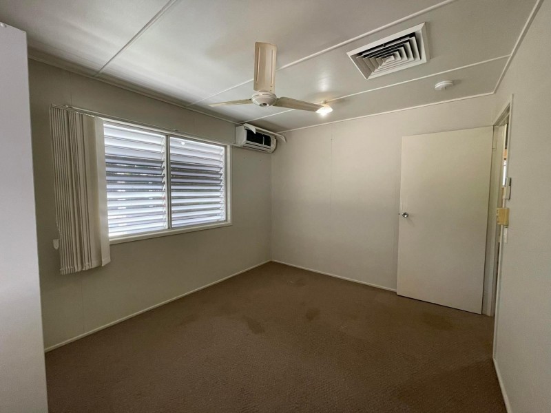 52 Archer Drive, Moranbah QLD 4744