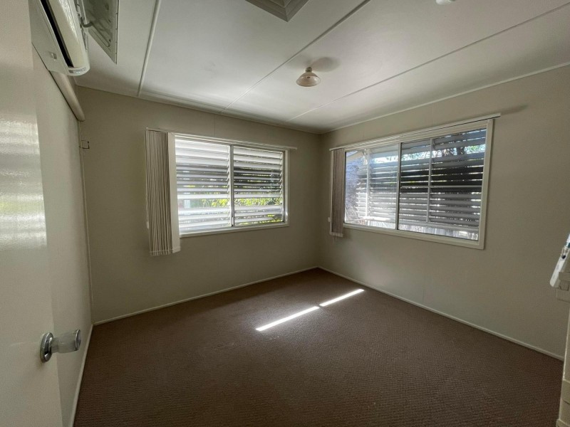 52 Archer Drive, Moranbah QLD 4744