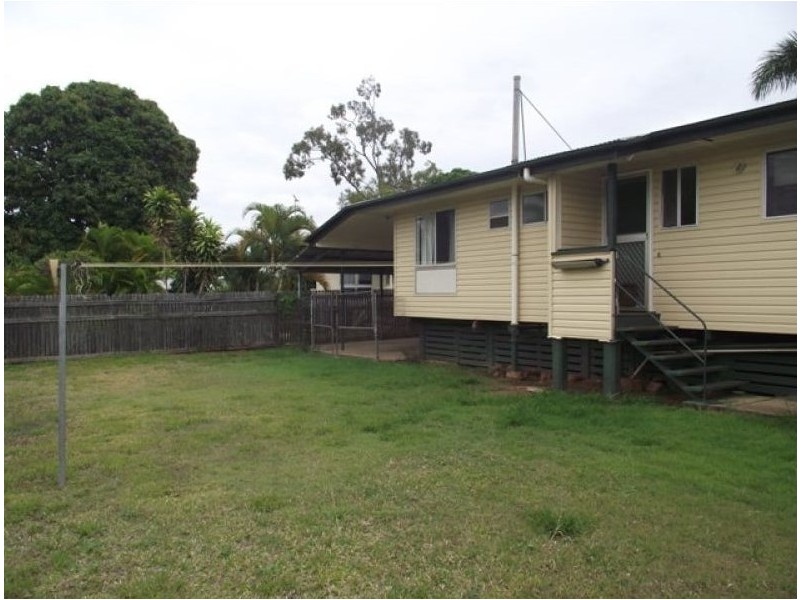 10 Harris Court, Moranbah QLD 4744