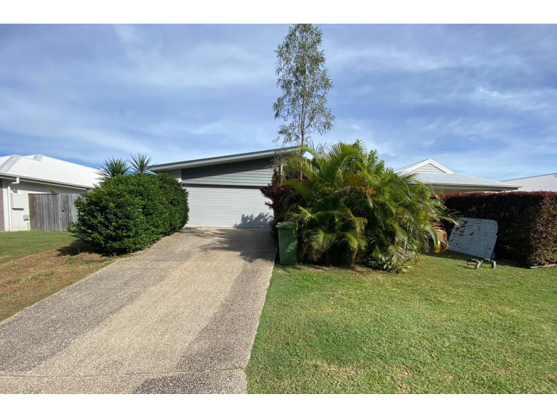 22a Newport parade, Blacks Beach QLD 4740