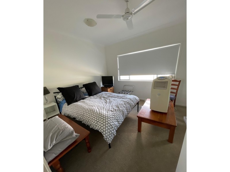 6 Matheson Ct, Middlemount QLD 4746