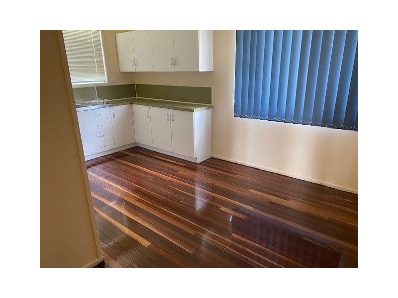 6 Murphy Street, Dysart QLD 4745