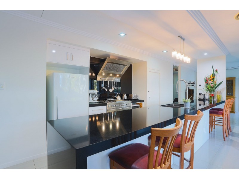 79 Gingham Street, Glenella QLD 4740