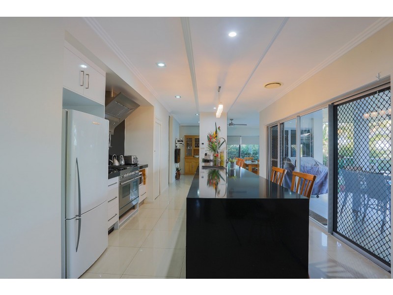 79 Gingham Street, Glenella QLD 4740