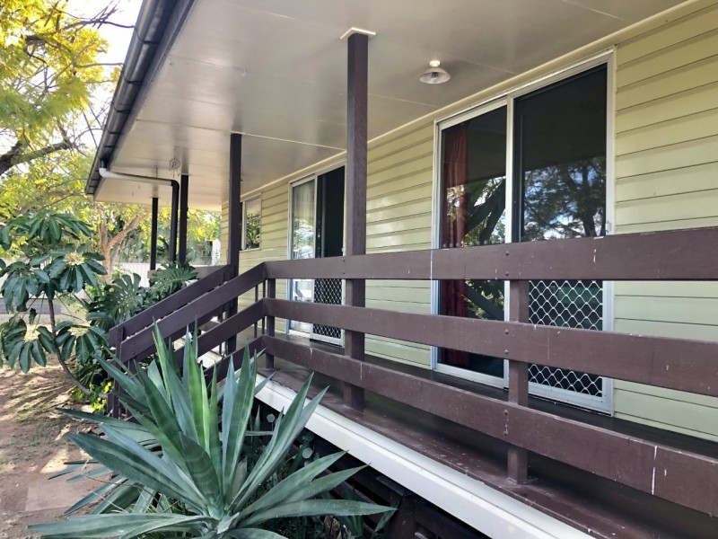 14 Middle Crescent, Dysart QLD 4745