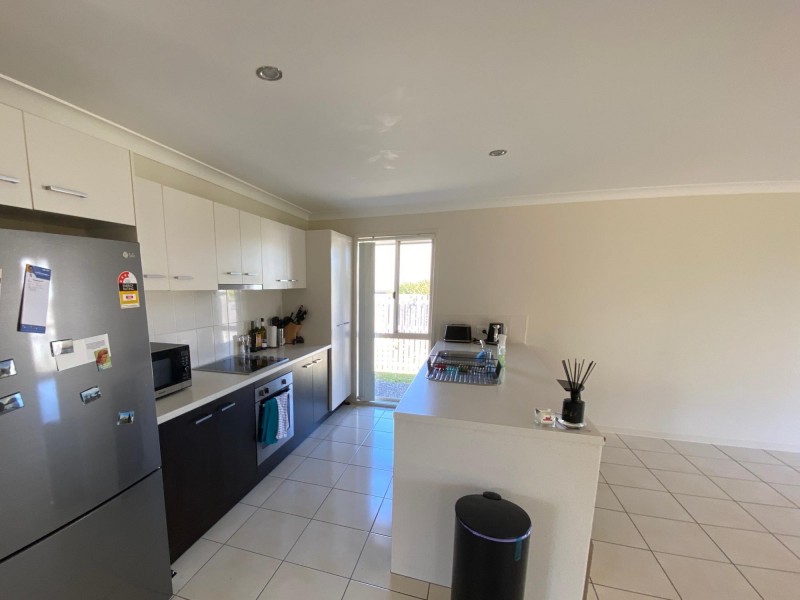 34 Hinze Circuit, Rural View QLD 4740