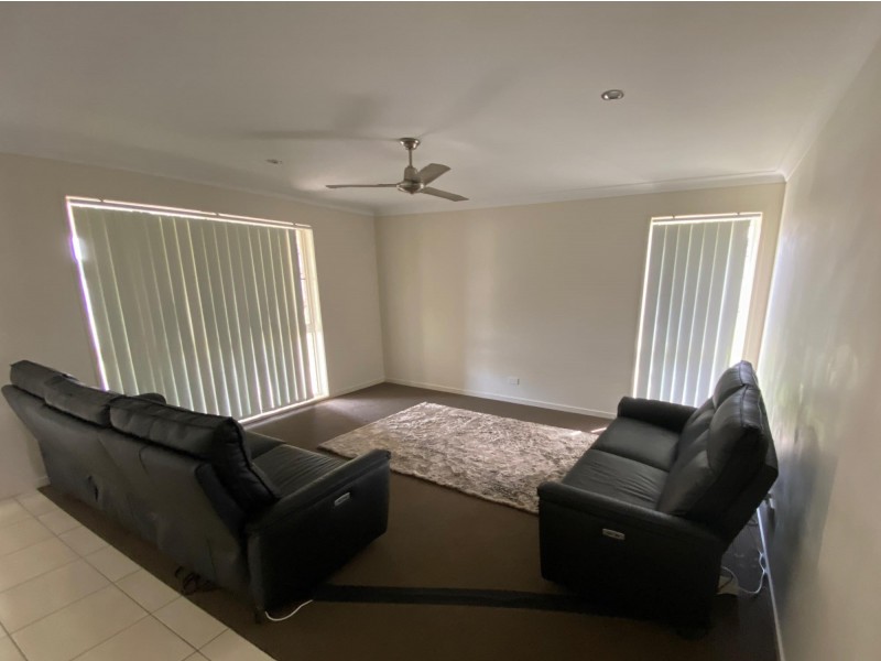 34 Hinze Circuit, Rural View QLD 4740