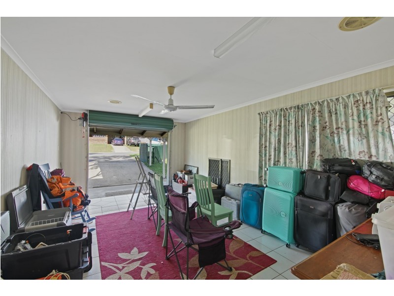 6 Hughes St, Glenella QLD 4740