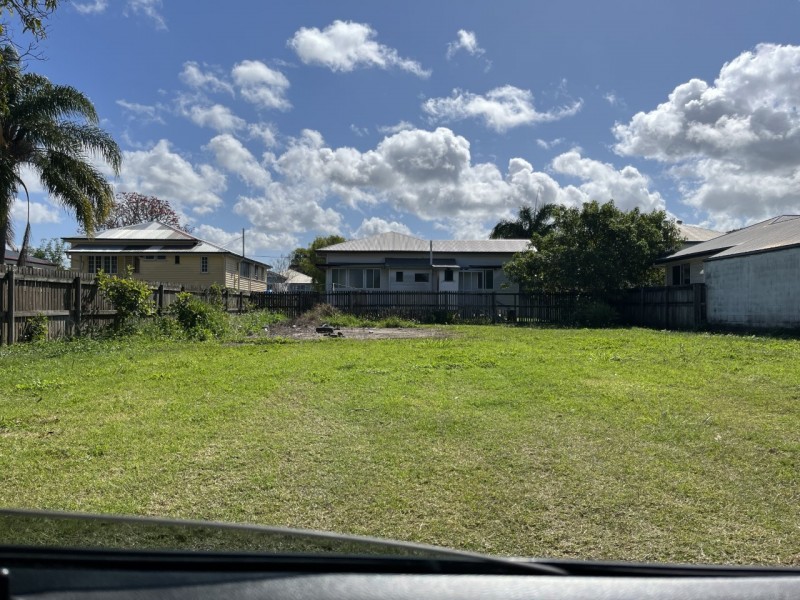 7 English Street, South Mackay QLD 4740