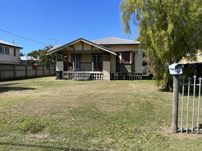 7 English Street, South Mackay QLD 4740