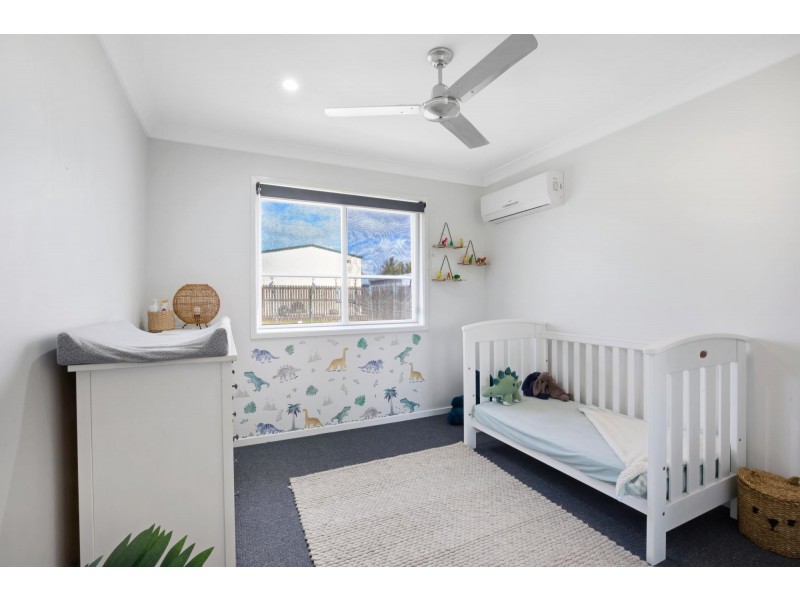 8 O’Neill Place, Marian QLD 4753