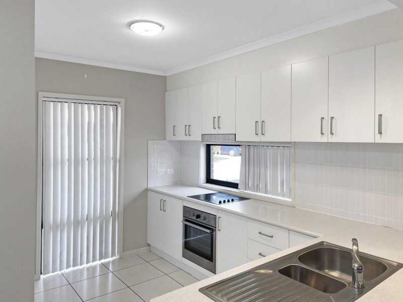 21/7 Bilgola Place, Blacks Beach QLD 4740