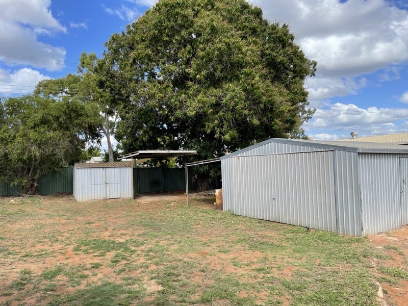 12 Cobb Court, Moranbah QLD 4744