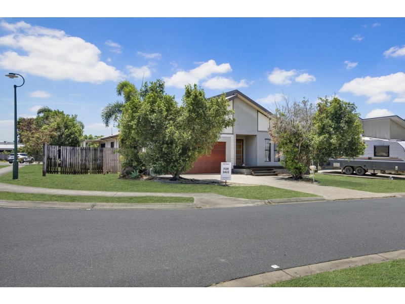 1 Narrabeen Street, Blacks Beach QLD 4740