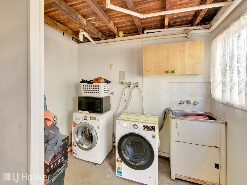 90 McCool Street, Moranbah QLD 4744