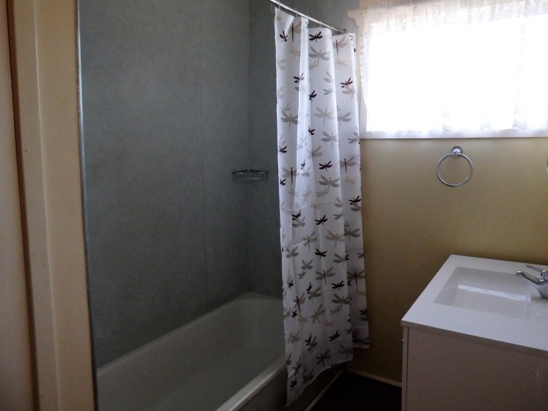 2 Coleman Street, Dysart QLD 4745