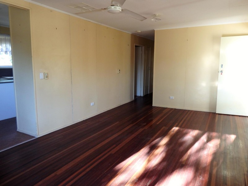 2 Coleman Street, Dysart QLD 4745