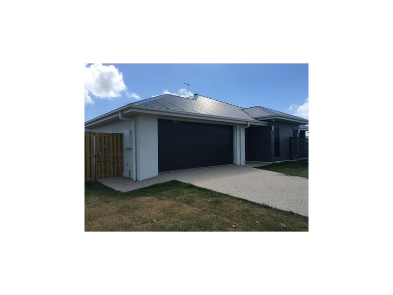 1/76 Commander Parade, Bucasia QLD 4750