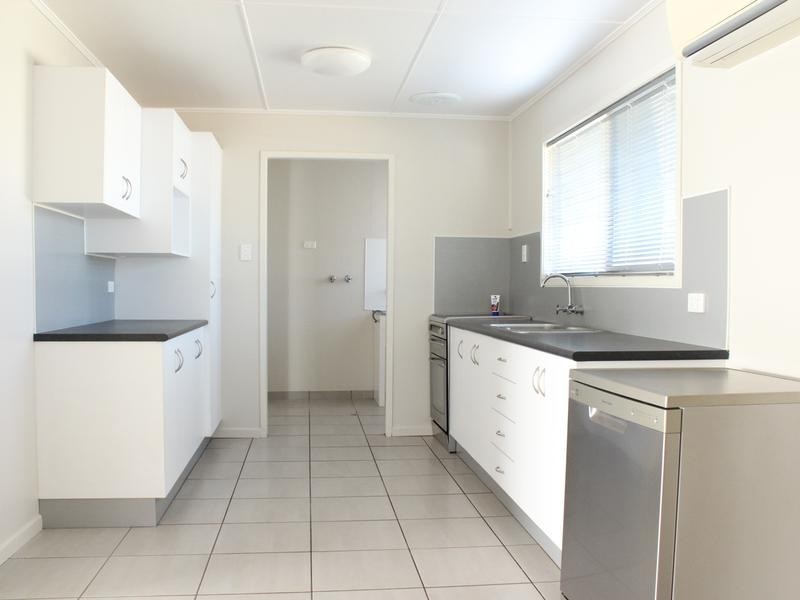 23 Flinders Drive, Moranbah QLD 4744