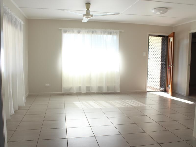 23 Flinders Drive, Moranbah QLD 4744