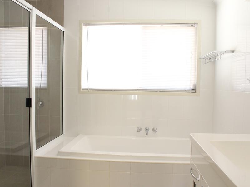 23 Flinders Drive, Moranbah QLD 4744