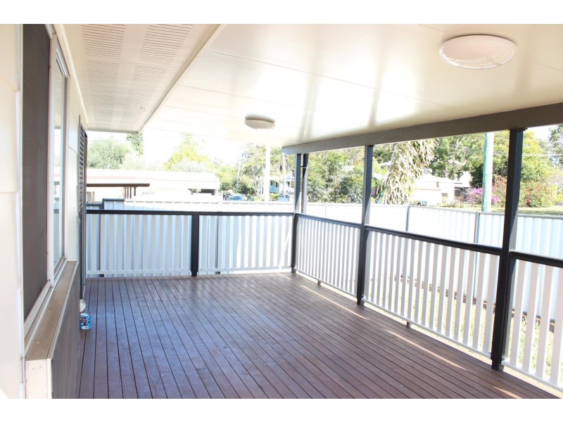 23 Flinders Drive, Moranbah QLD 4744