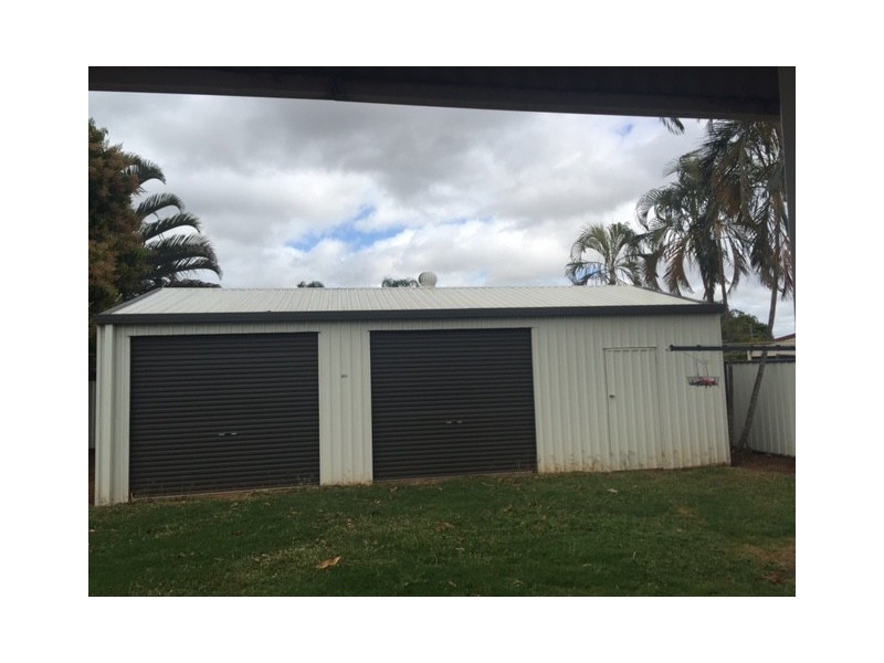 23 Flinders Drive, Moranbah QLD 4744