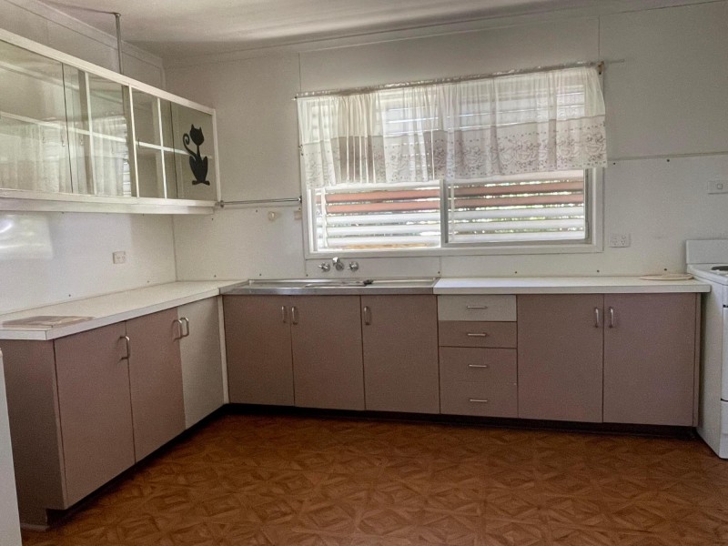 20 Belyando Avenue, Moranbah QLD 4744