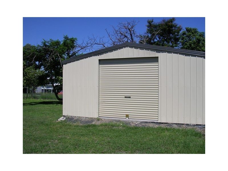 5 Hannah Crescent, Dysart QLD 4745