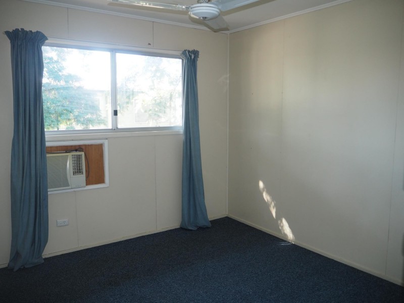 5 Hannah Crescent, Dysart QLD 4745