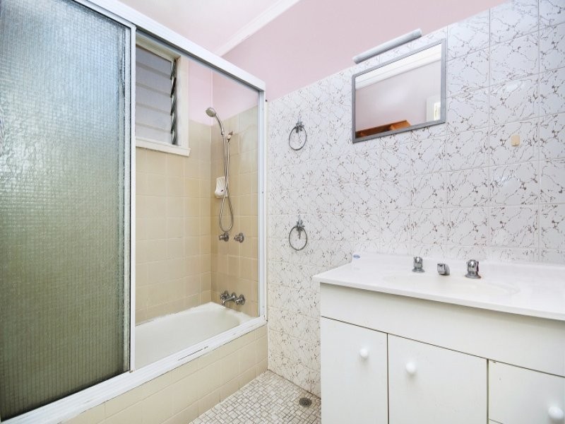 219 Charles Street, Heatley QLD 4814