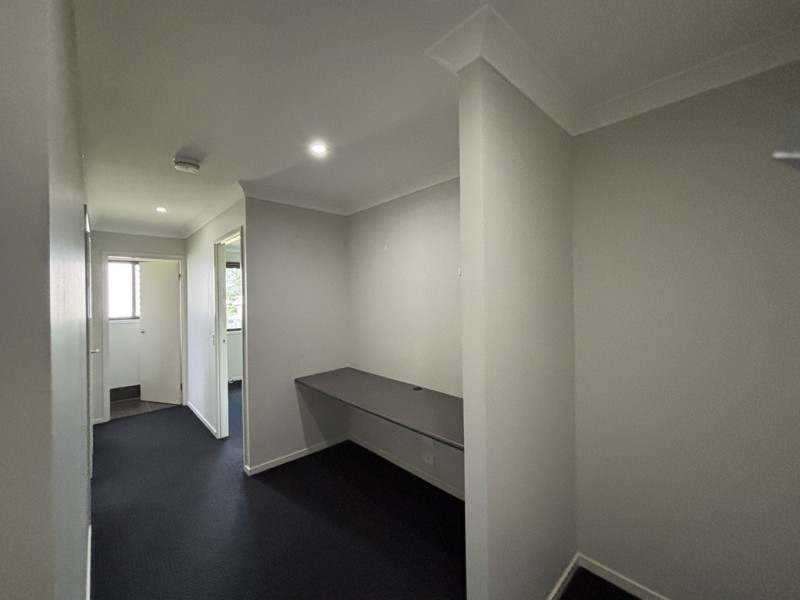 5/11 Bennett Crt, Moranbah QLD 4744