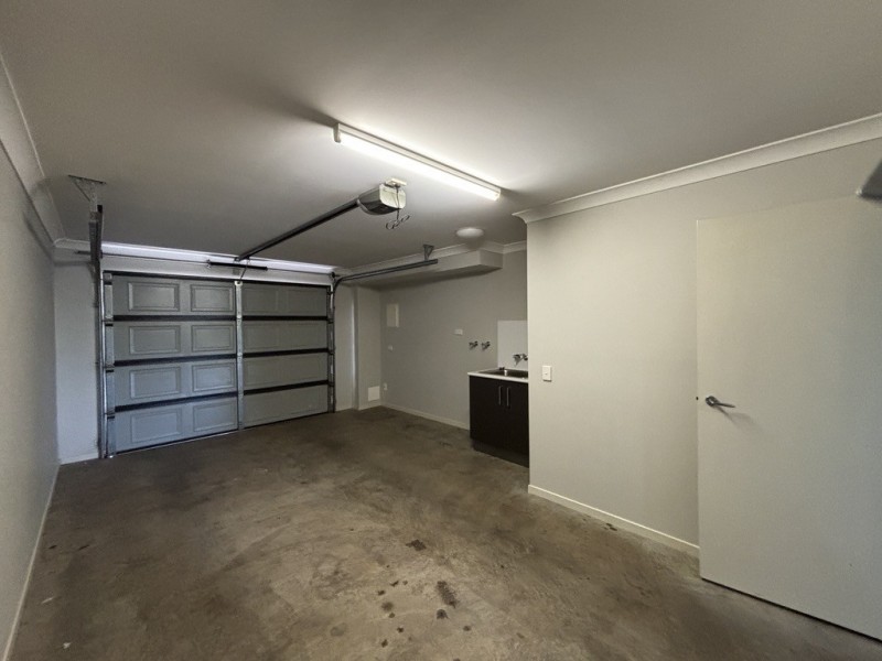 5/11 Bennett Crt, Moranbah QLD 4744