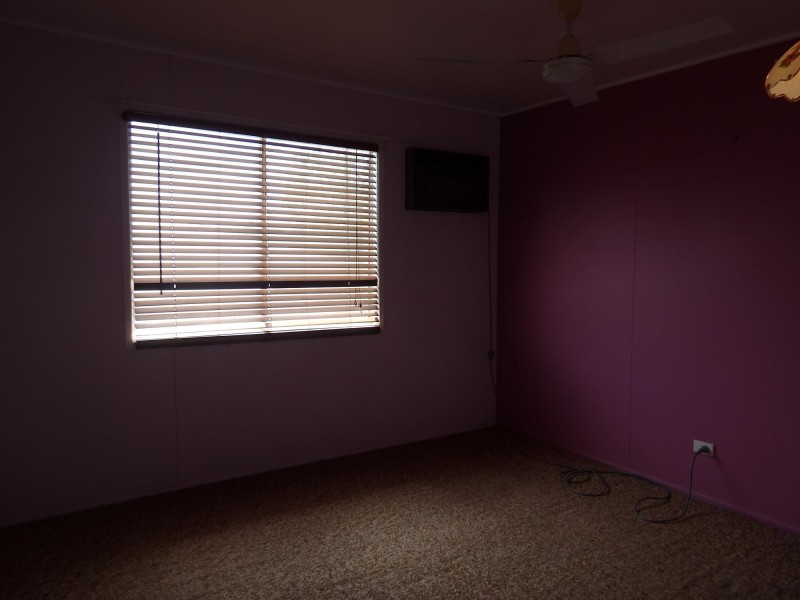 10 Perry Street, Dysart QLD 4745