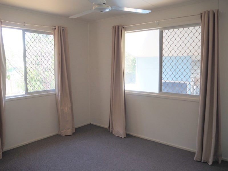 5 Adair Street, Dysart QLD 4745