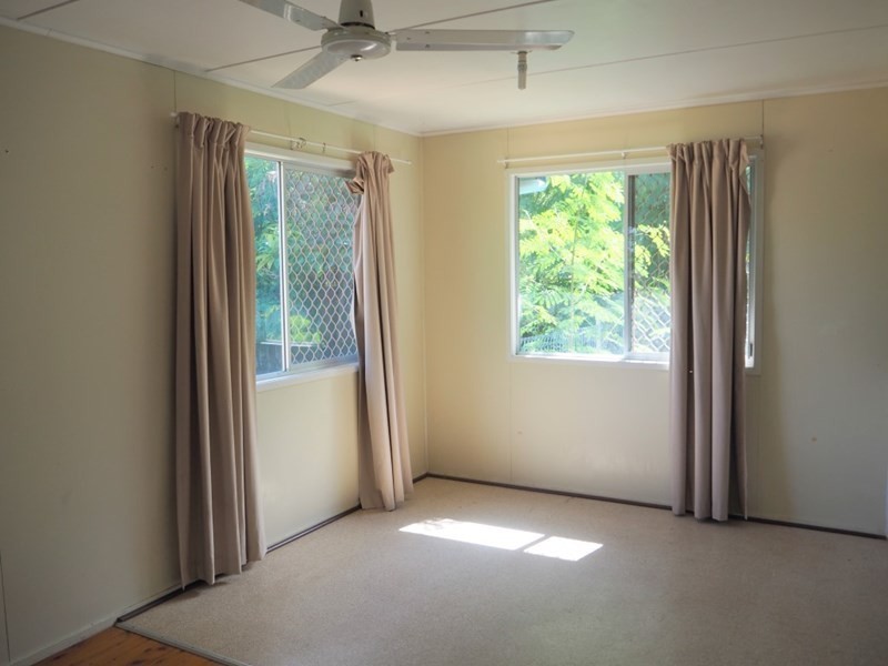 5 Adair Street, Dysart QLD 4745