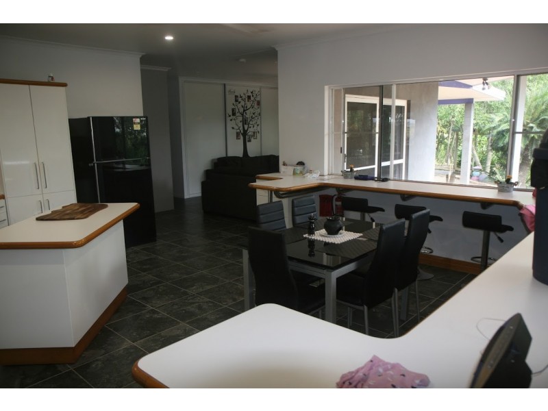 31 Rollinson Drive, Victoria Plains QLD 4751