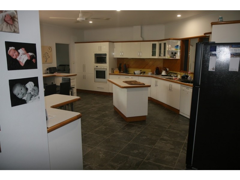 31 Rollinson Drive, Victoria Plains QLD 4751