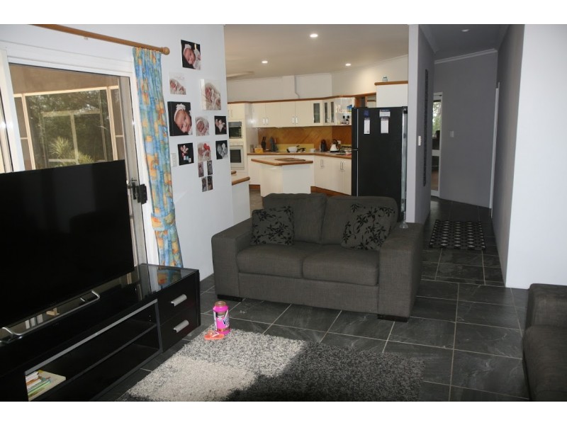 31 Rollinson Drive, Victoria Plains QLD 4751
