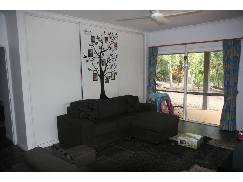 31 Rollinson Drive, Victoria Plains QLD 4751